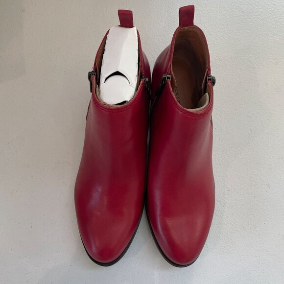 NEW Lucky Brand Womens Size 9M Basel Red Leather Ankle Boots - Picture 10 of 10